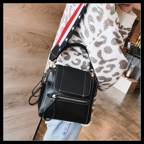 NEW KATE Tote Crossbody - Picture 3 of 8